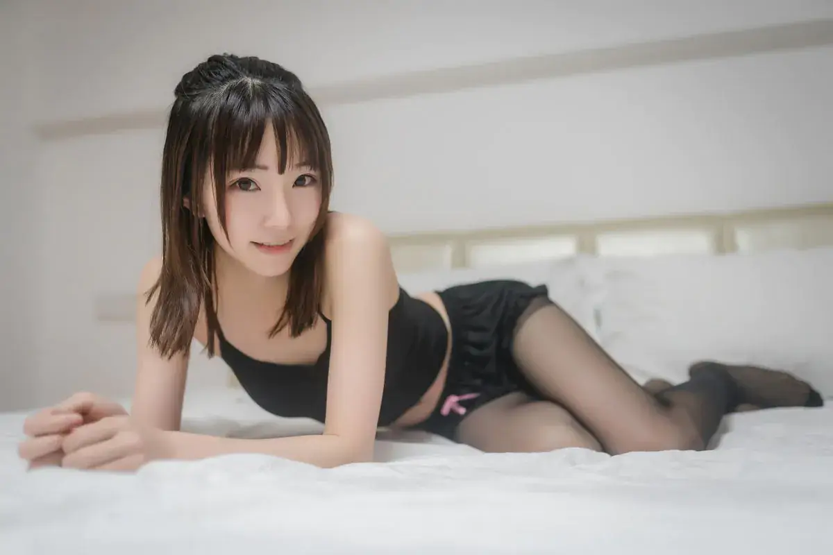 Kitaro绮太郎/萌芽儿o0写真合集下载&amp;汇总：桃花面樱桃口[129套-24.9G]